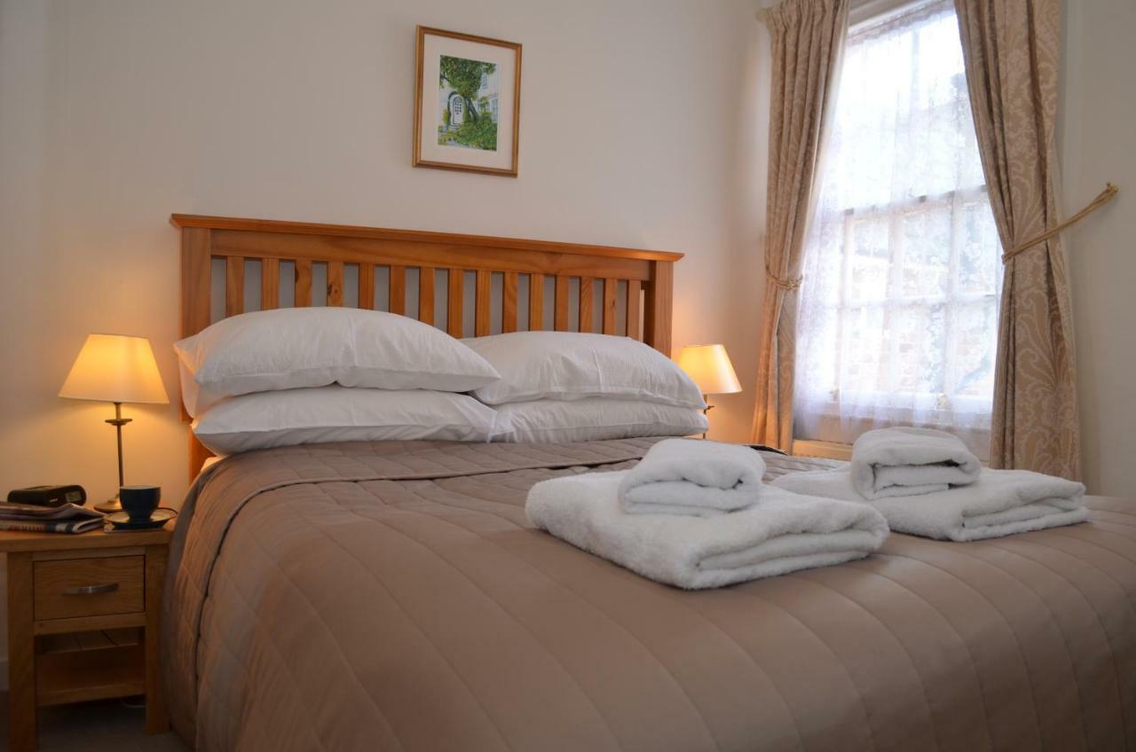 Crown Cottage Рай Екстериор снимка